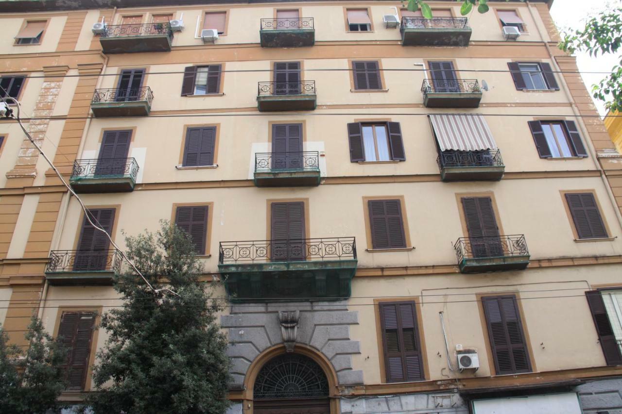 B&B Le Porte Di Napoli מראה חיצוני תמונה