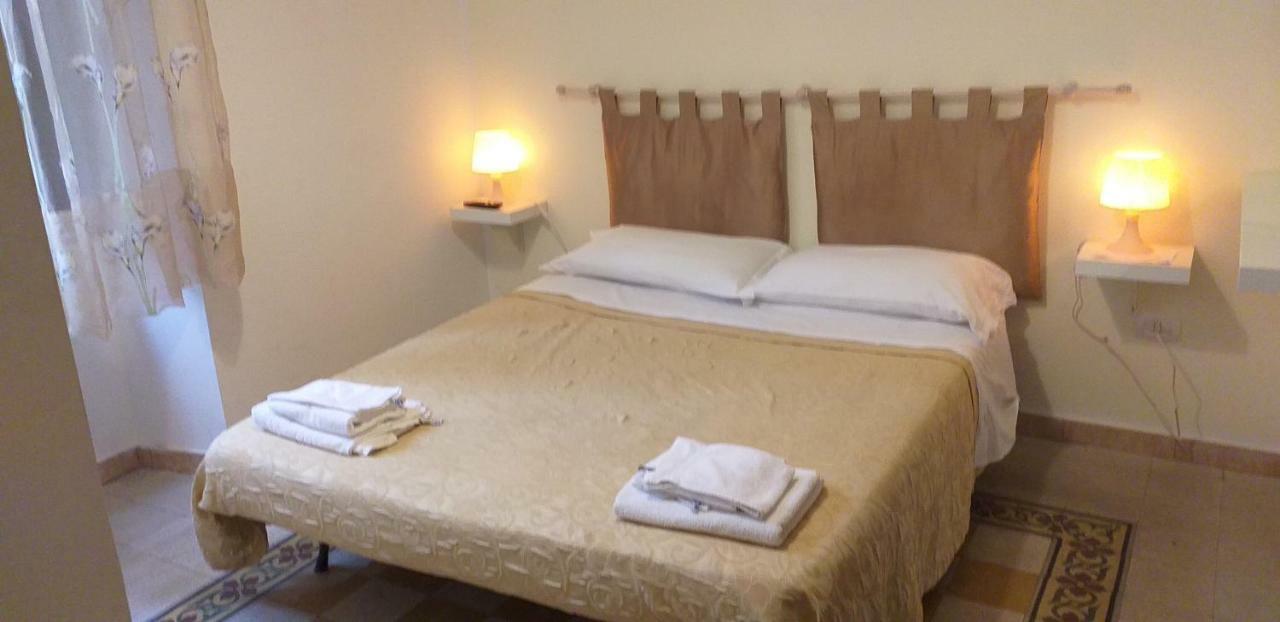 B&B Le Porte Di Napoli מראה חיצוני תמונה