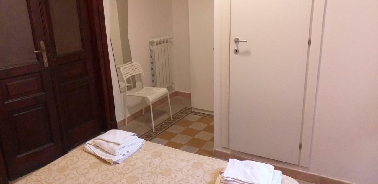 B&B Le Porte Di Napoli מראה חיצוני תמונה