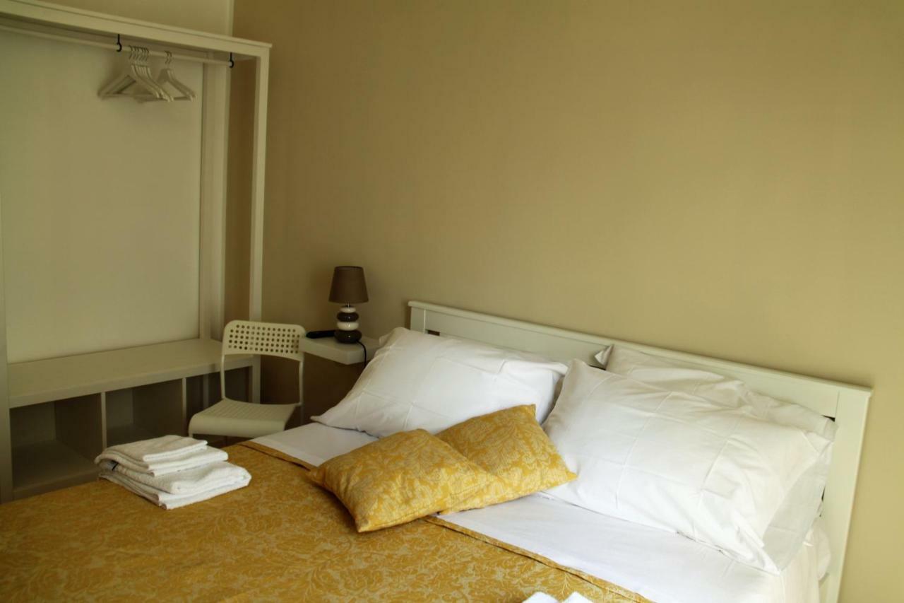 B&B Le Porte Di Napoli מראה חיצוני תמונה